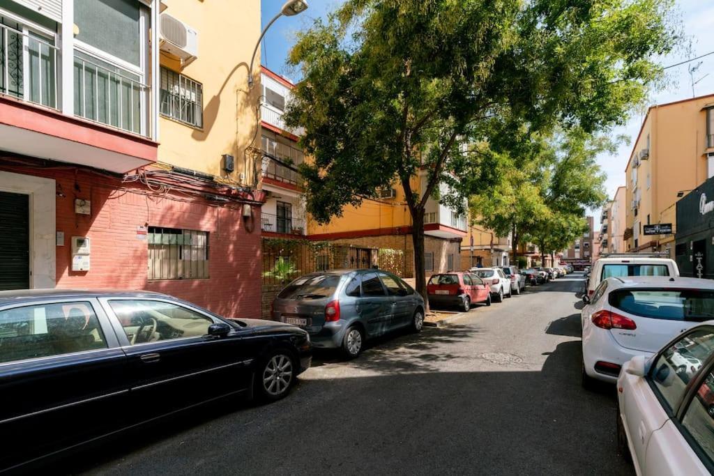 סביליה Apartamento Moderno En Triana 2 Dormitorios Y Aire Acondicionado מראה חיצוני תמונה